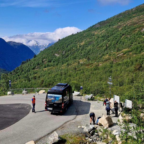Trolltunga shuttle bus booking to P3, the upper starting point