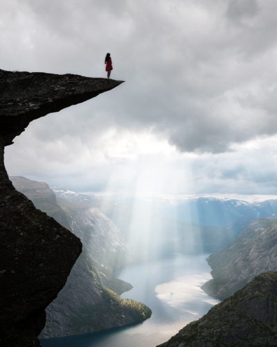 Where to get to Trolltunga?